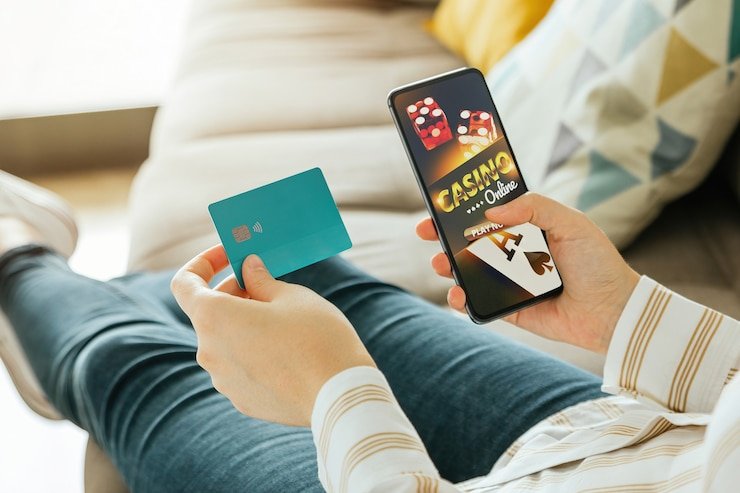 Pengguna melakukan proses pendaftaran akun baru menggunakan aplikasi mobile